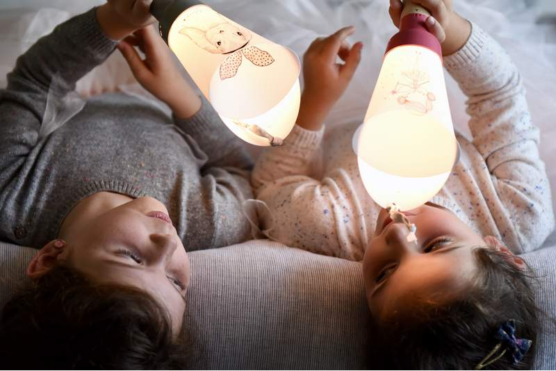 Abat-jours interchangeables pour customiser votre lampe nomade